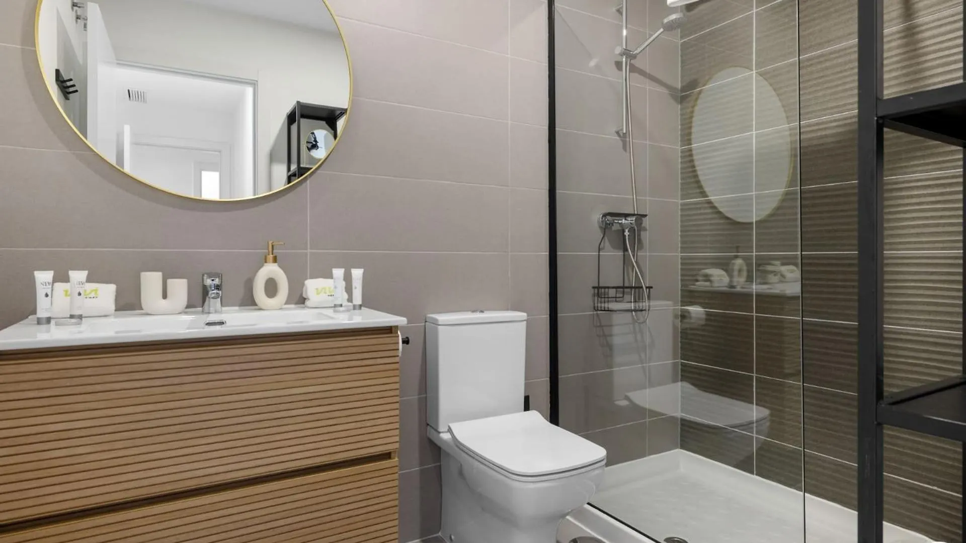 Apartamento Vivi Homes - Santangelo Pool, Terrace & Sea View Benalmádena España