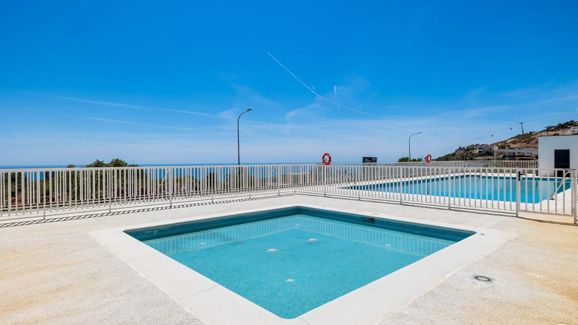 Vivi Homes - Santangelo Pool, Terrace & Sea View Benalmádena 0*,  España