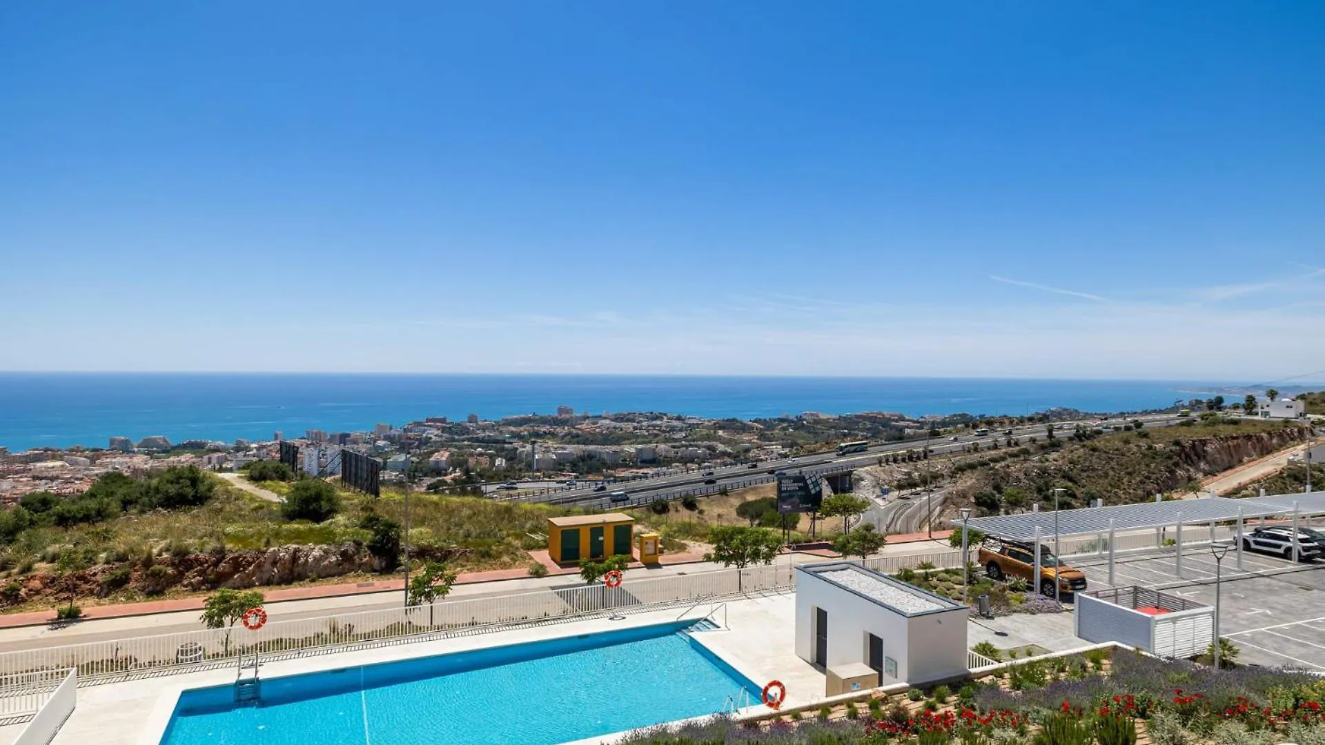 Vivi Homes - Santangelo Pool, Terrace & Sea View Benalmádena Apartamento